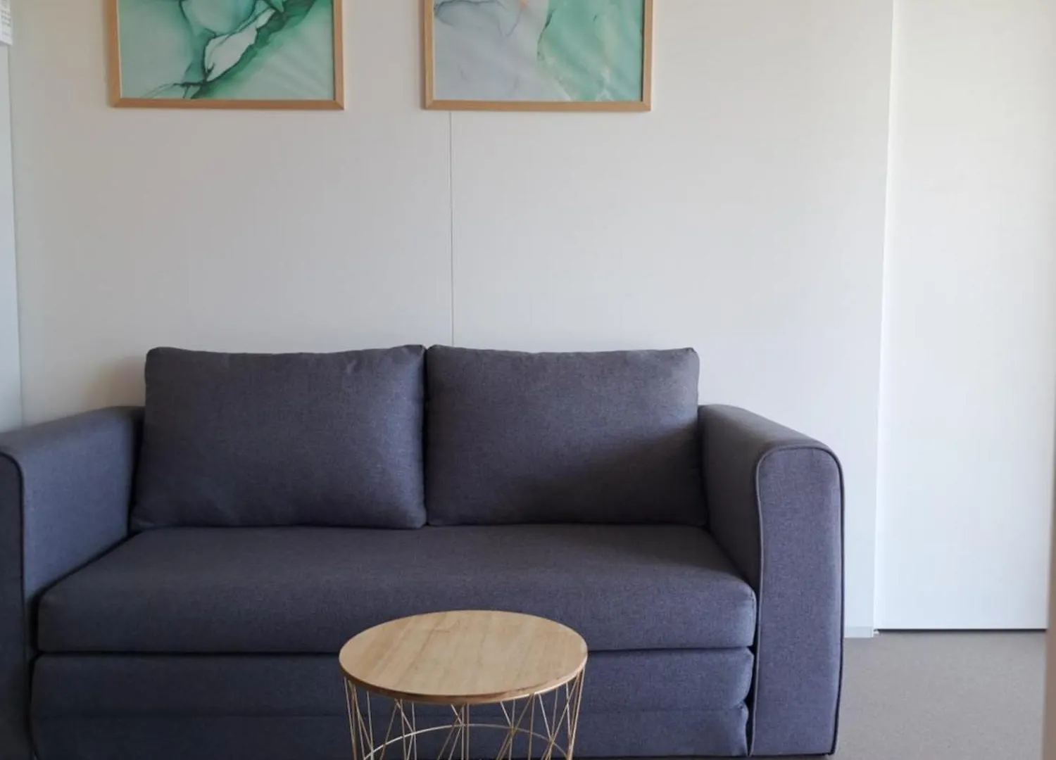 Small Country House Manjadvorci بيت للعطل