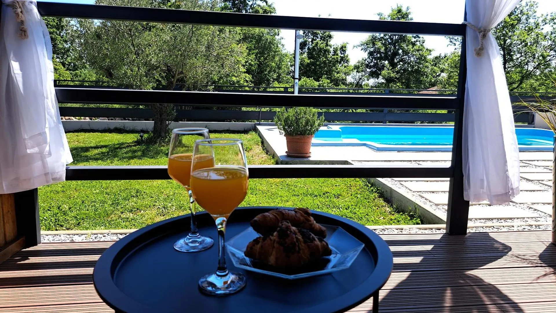 Ferienhaus Small Country House Manjadvorci